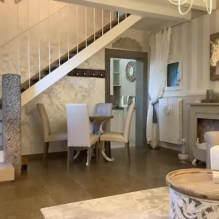 Casa Monte Oliveto モンテグロット・テルメ